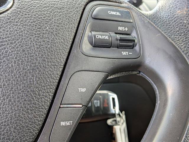 Used 2018 Kia Forte LX image 12