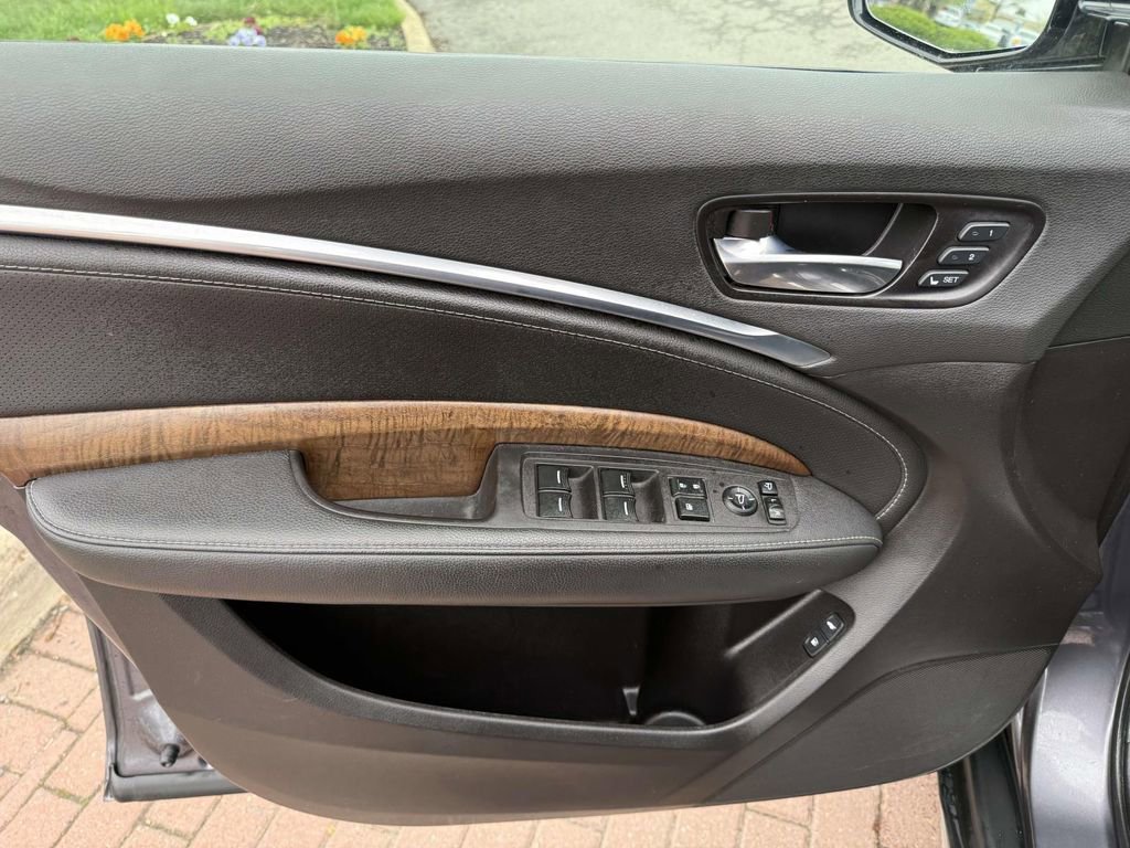 Certified 2020 Acura MDX SH-AWD w/ Technology Package image 10