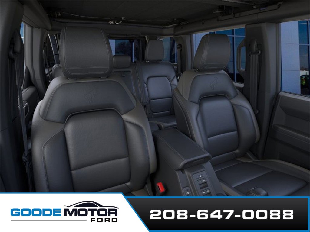 New 2025 Ford Bronco Outer Banks w/ Sasquatch Package image 10