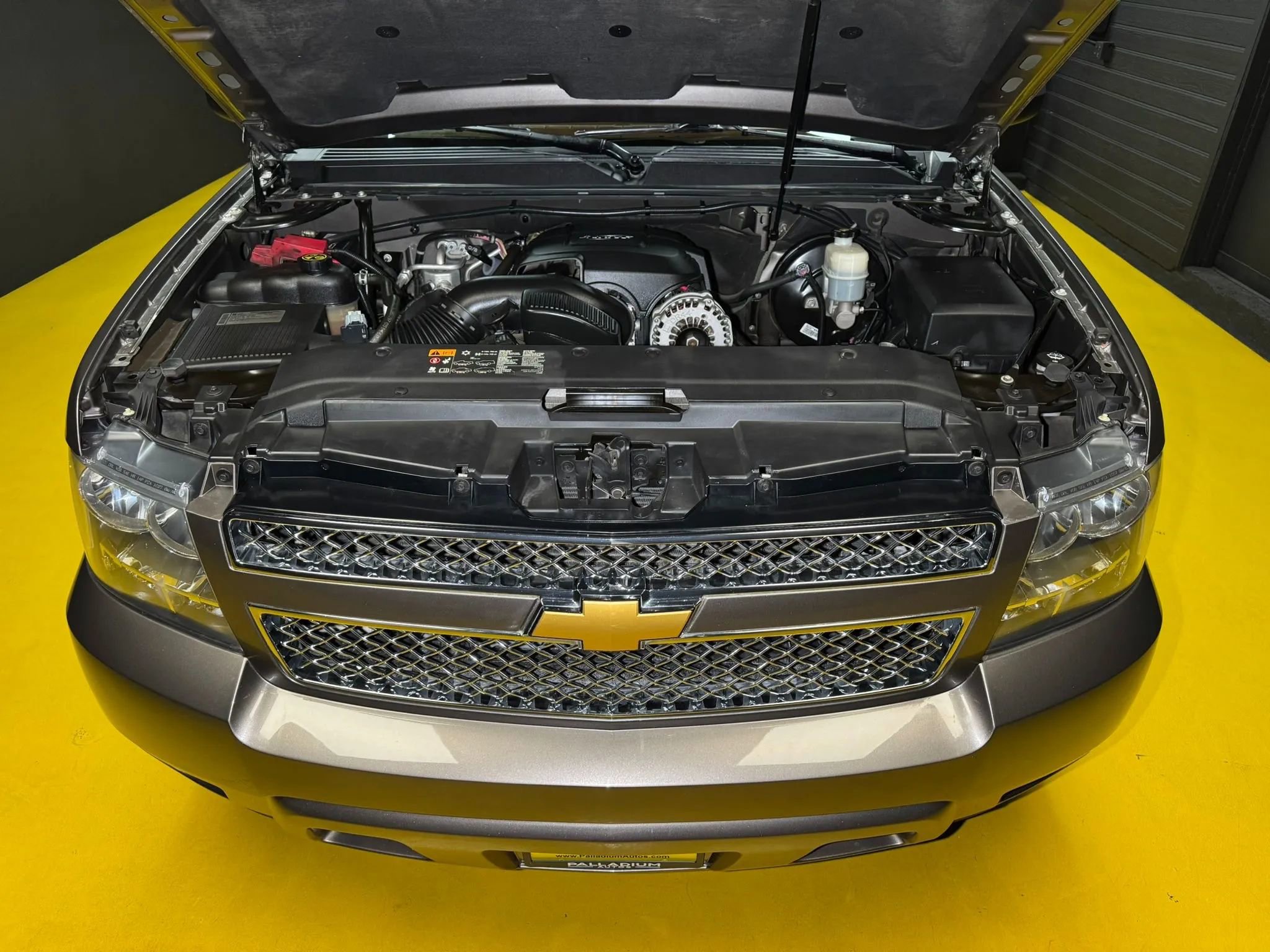 Used 2012 Chevrolet Suburban LTZ image 28