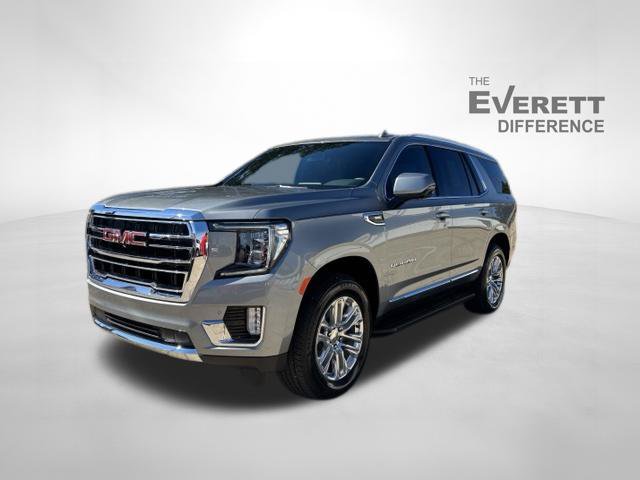 Used 2024 GMC Yukon SLT w/ SLT Premium Package AWD/4WD image 3