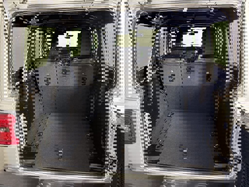 Used 2022 Jeep Wrangler Unlimited Sahara w/ LED Lighting Group image 19