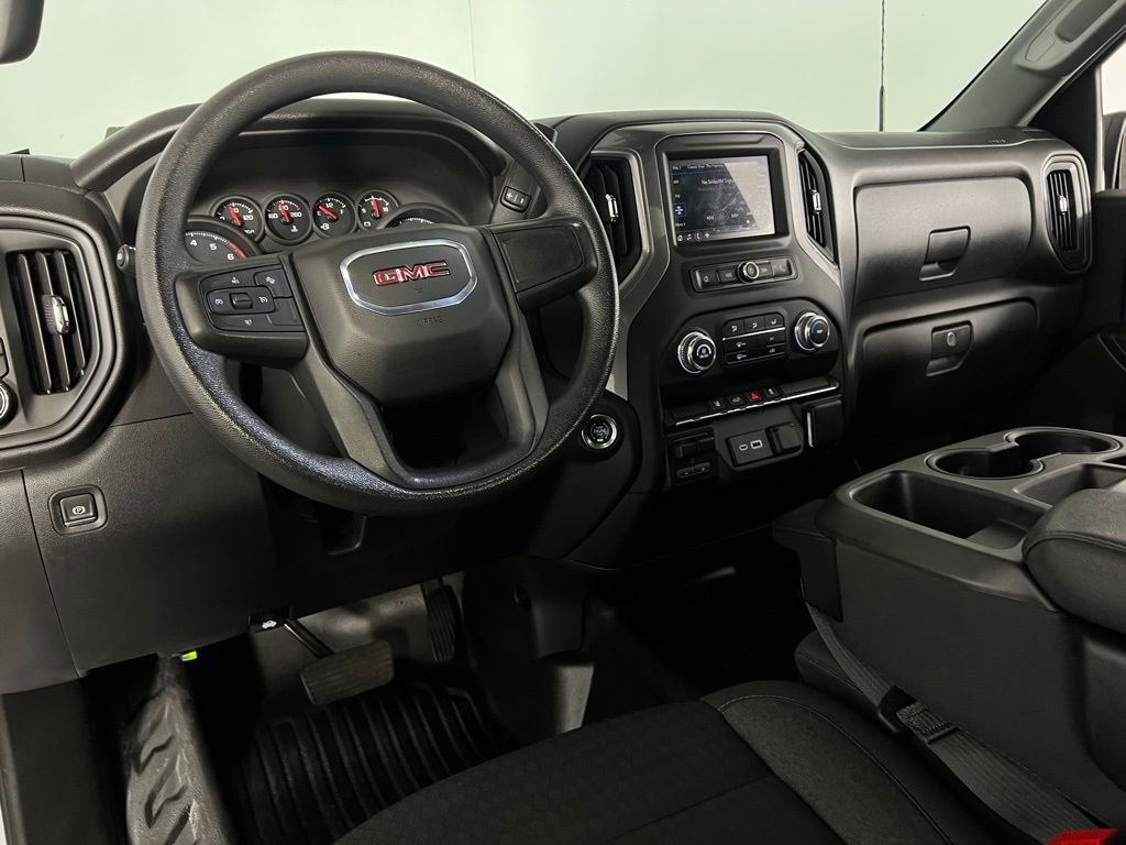 Used 2024 GMC Sierra 2500 Pro image 13
