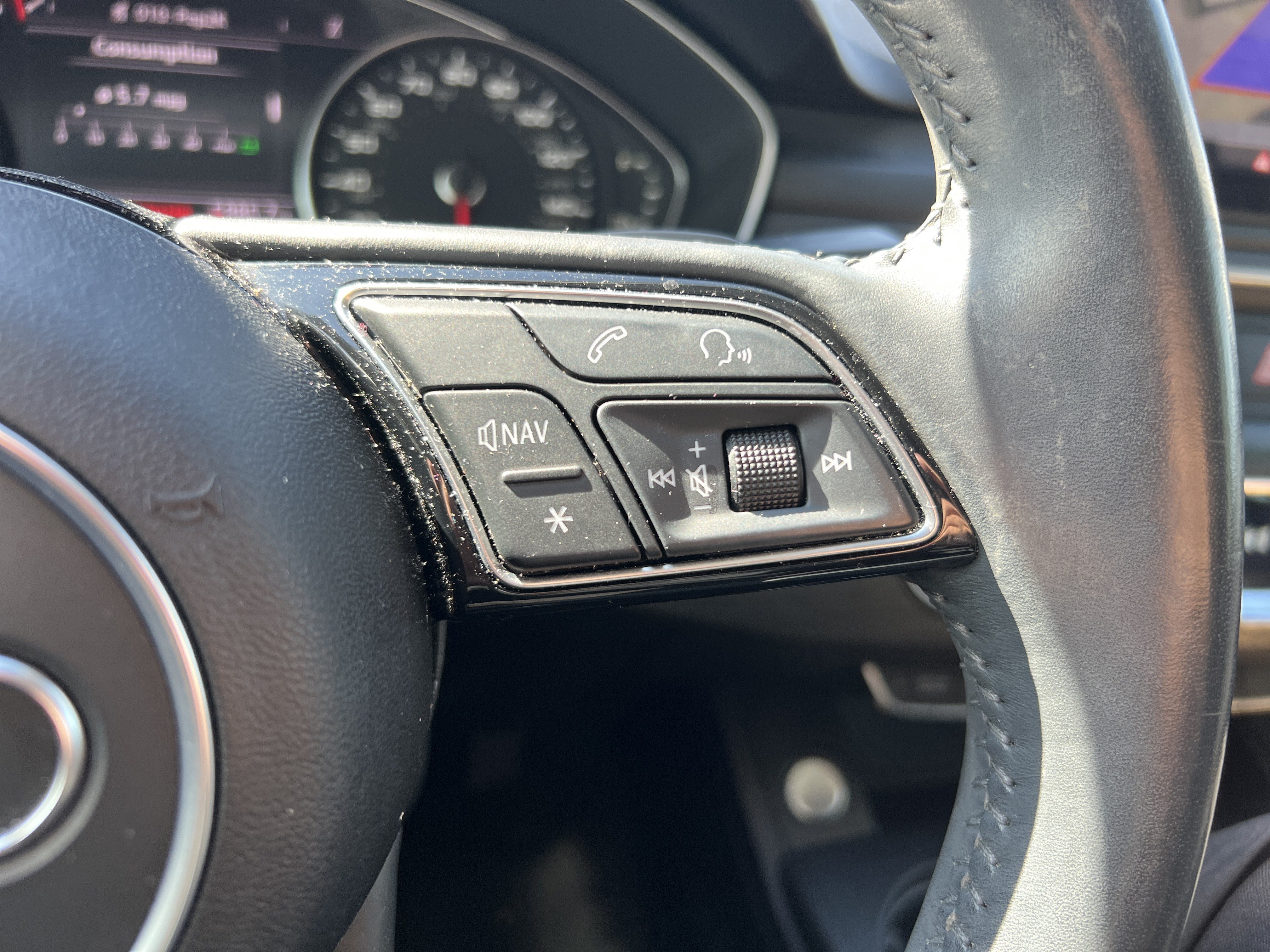 Used 2018 Audi A4 2.0T Premium w/ Convenience Package AWD/4WD image 20