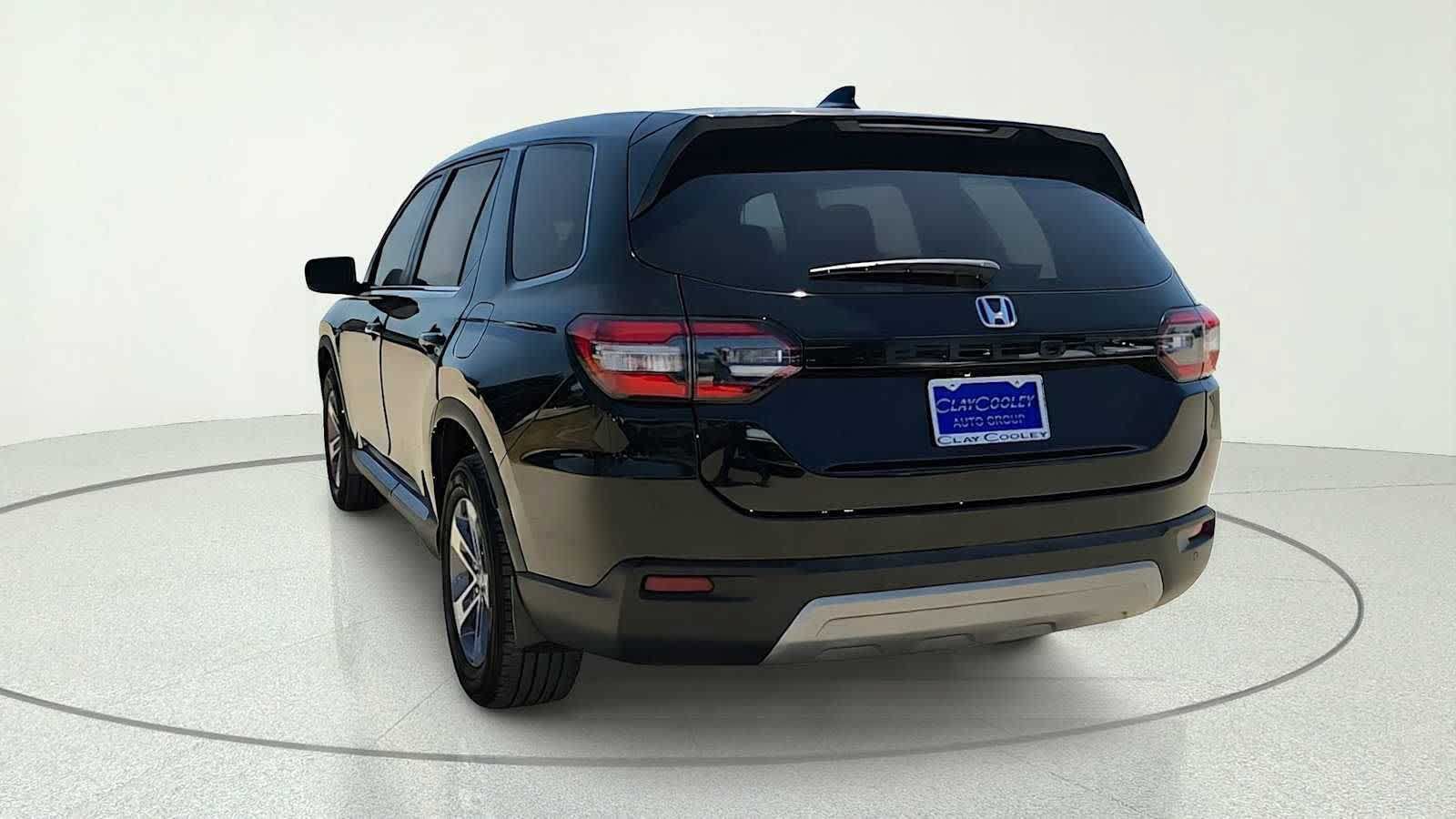 Used 2023 Honda Pilot EX-L image 6