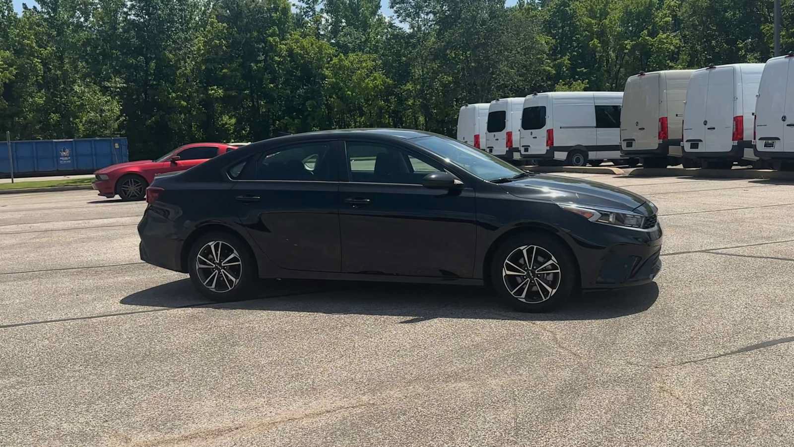 Used 2024 Kia Forte LXS FWD image 9