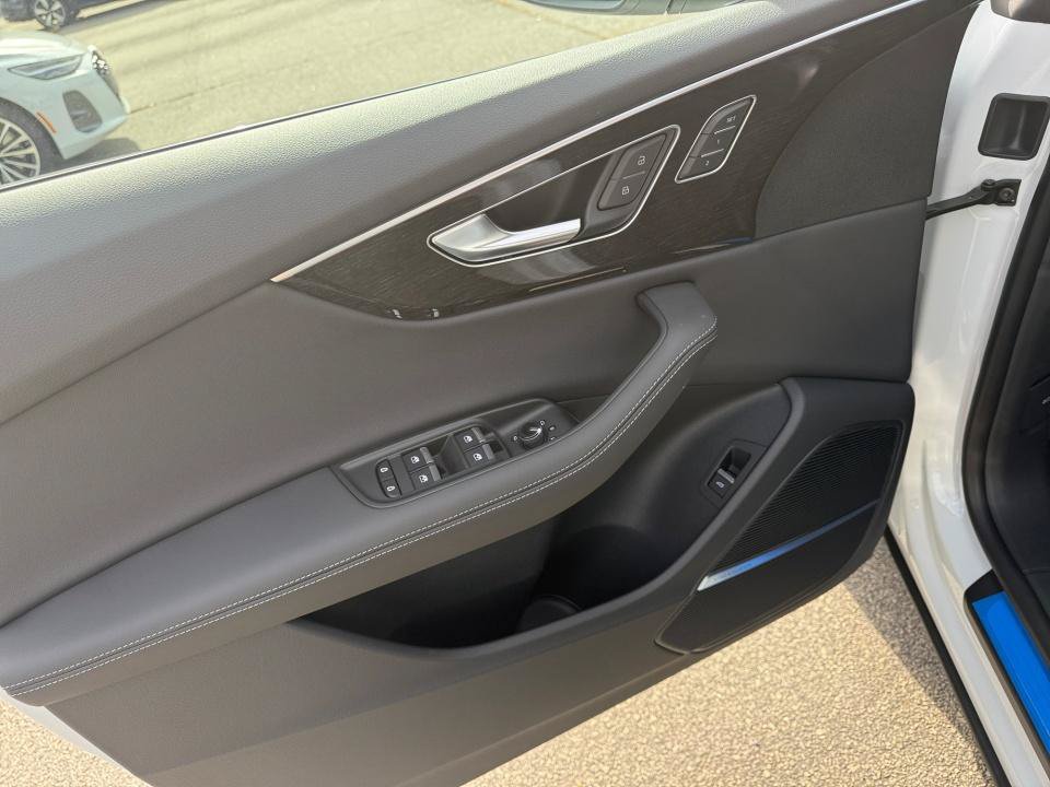 New 2026 Audi Q8 Premium Plus AWD/4WD image 32
