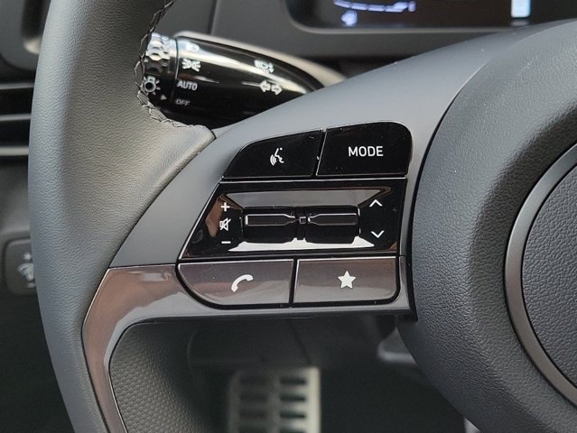 New 2026 Hyundai Elantra SEL Sport FWD image 13