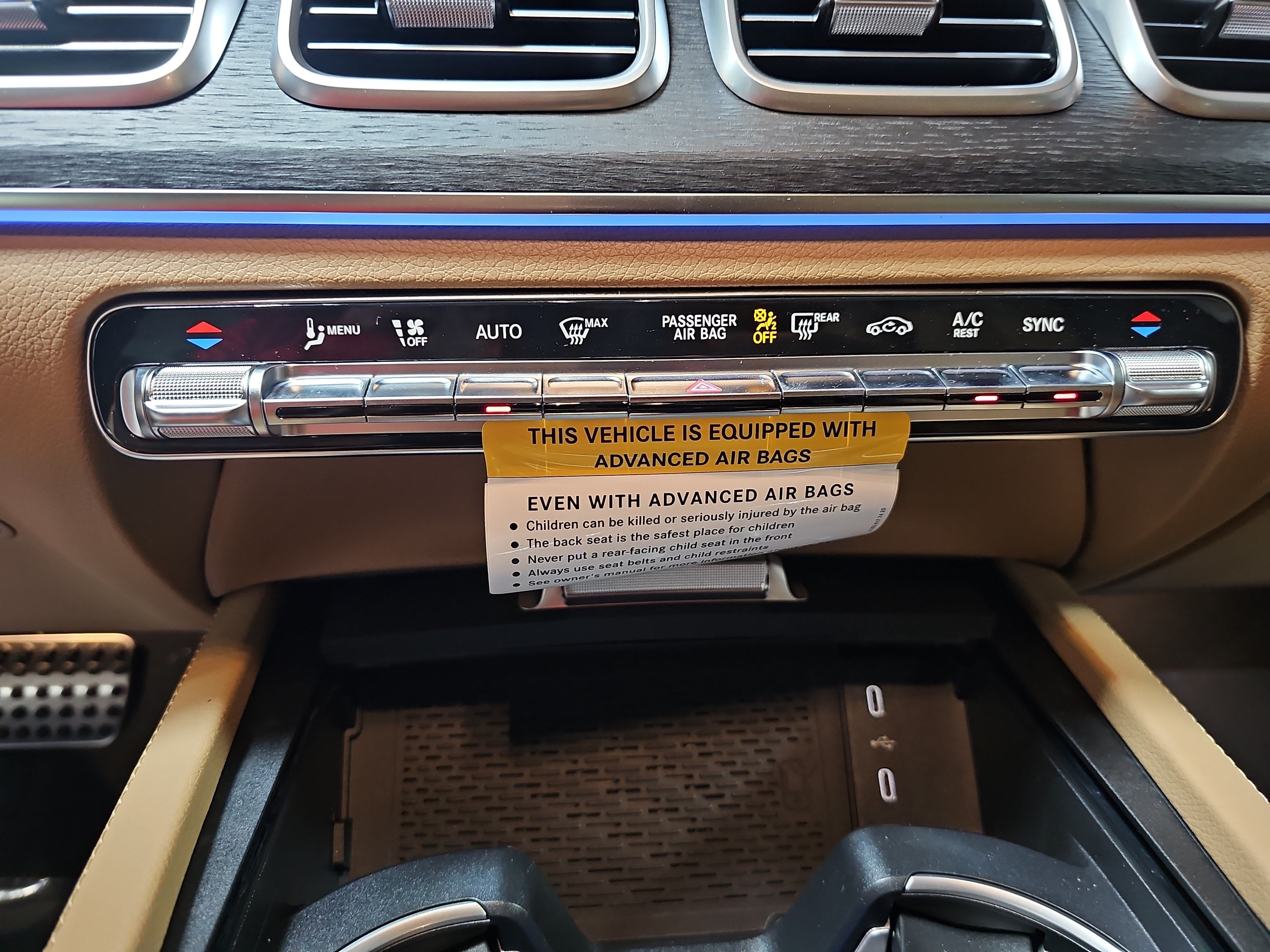New 2026 Mercedes-Benz GLS 450 4MATIC image 21