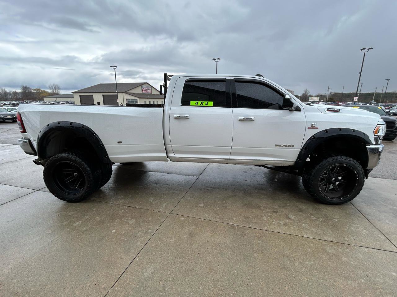 Used 2019 RAM 3500 Big Horn image 4