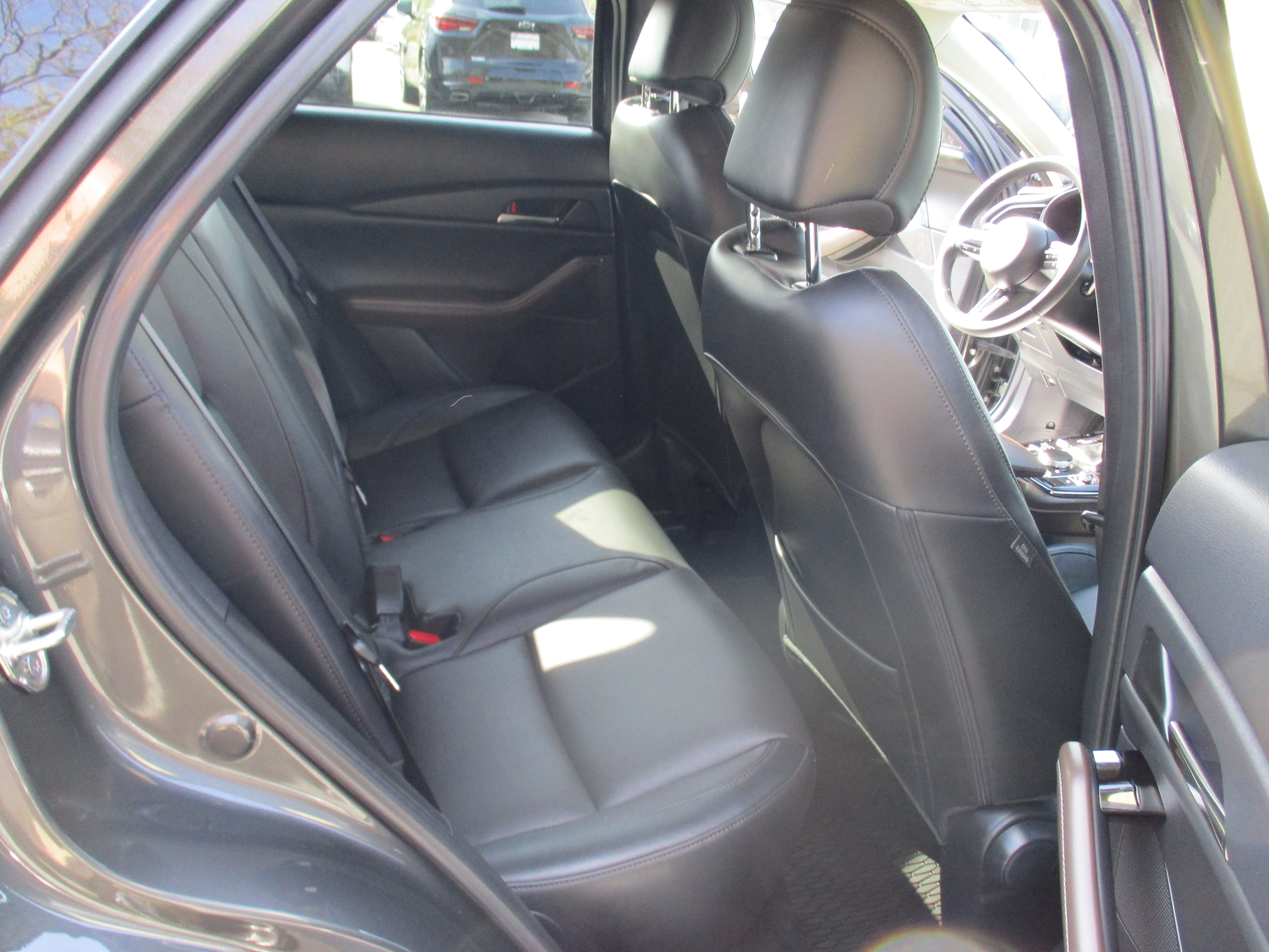 Used 2024 MAZDA CX-30 2.5 Turbo w/ Premium Package AWD/4WD image 16