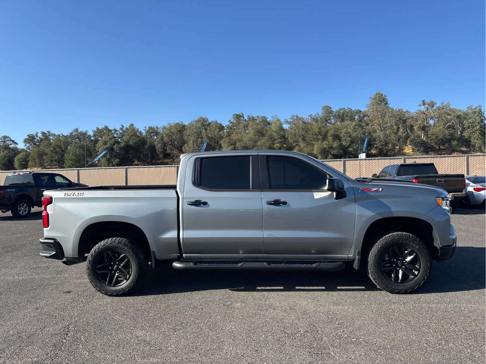 Used 2023 Chevrolet Silverado 1500 LT Trail Boss w/ Protection Package AWD/4WD image 4