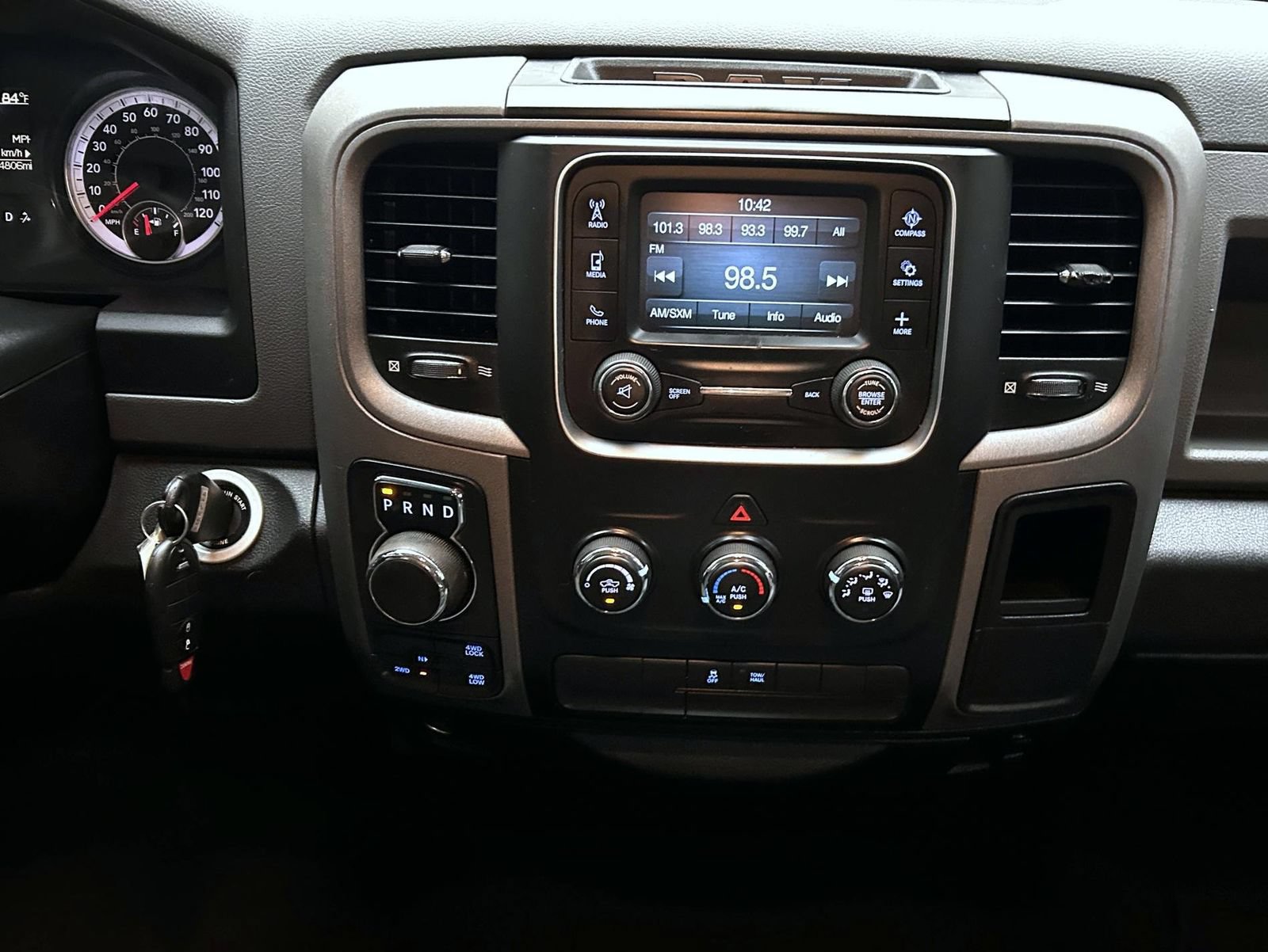 Used 2018 RAM 1500 Express w/ Express Value Package AWD/4WD image 13