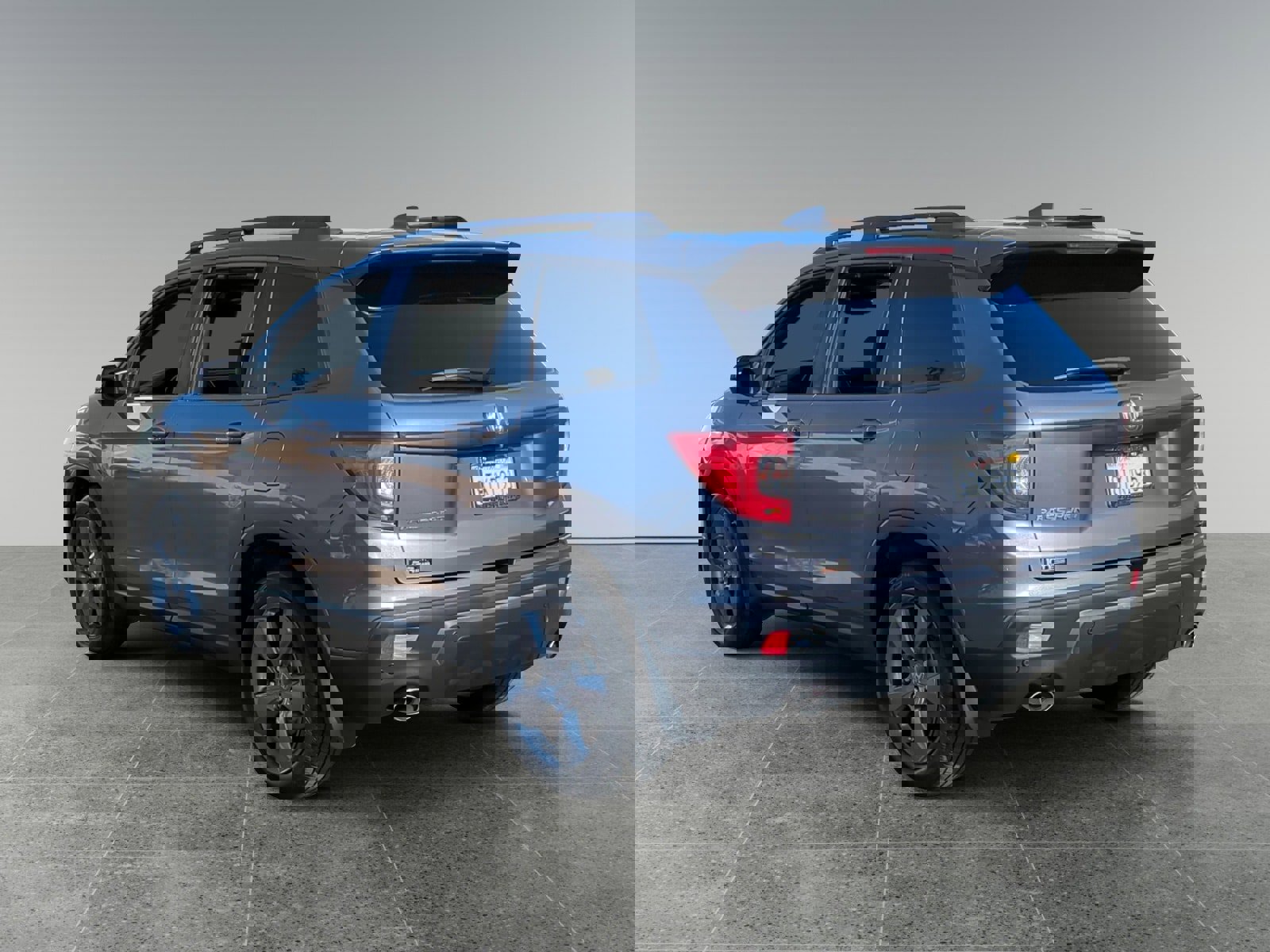 Used 2021 Honda Passport Touring image 3