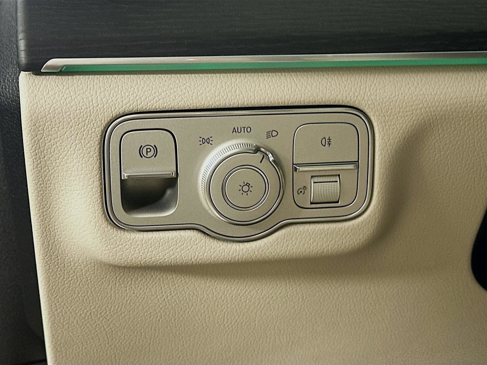 Certified 2026 Mercedes-Benz GLE 450 4MATIC image 10
