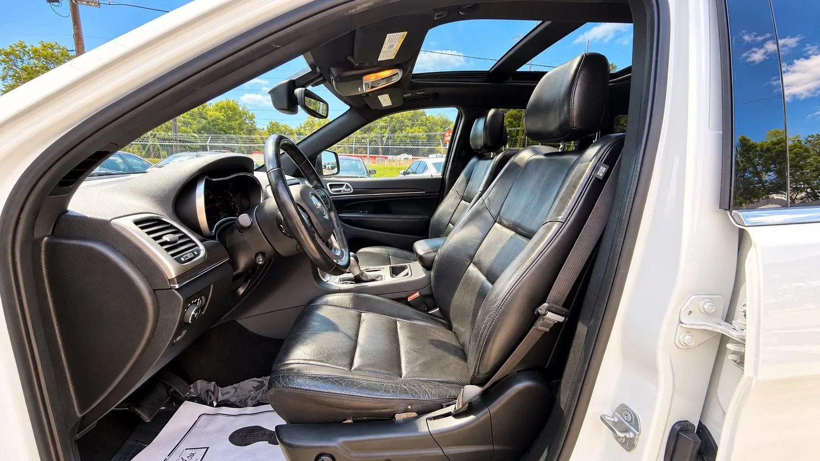 Used 2018 Jeep Grand Cherokee Limited w/ Luxury Group II RWD image 7