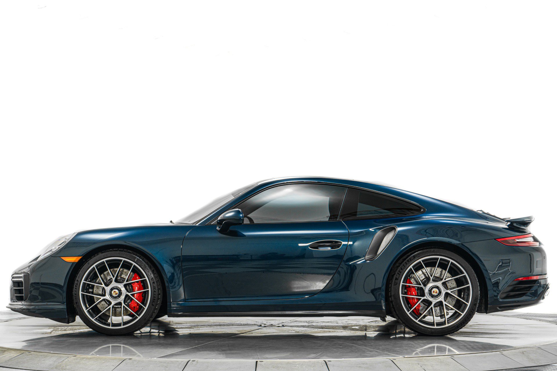 Used 2019 Porsche 911 Turbo w/ Light Design Package image 6