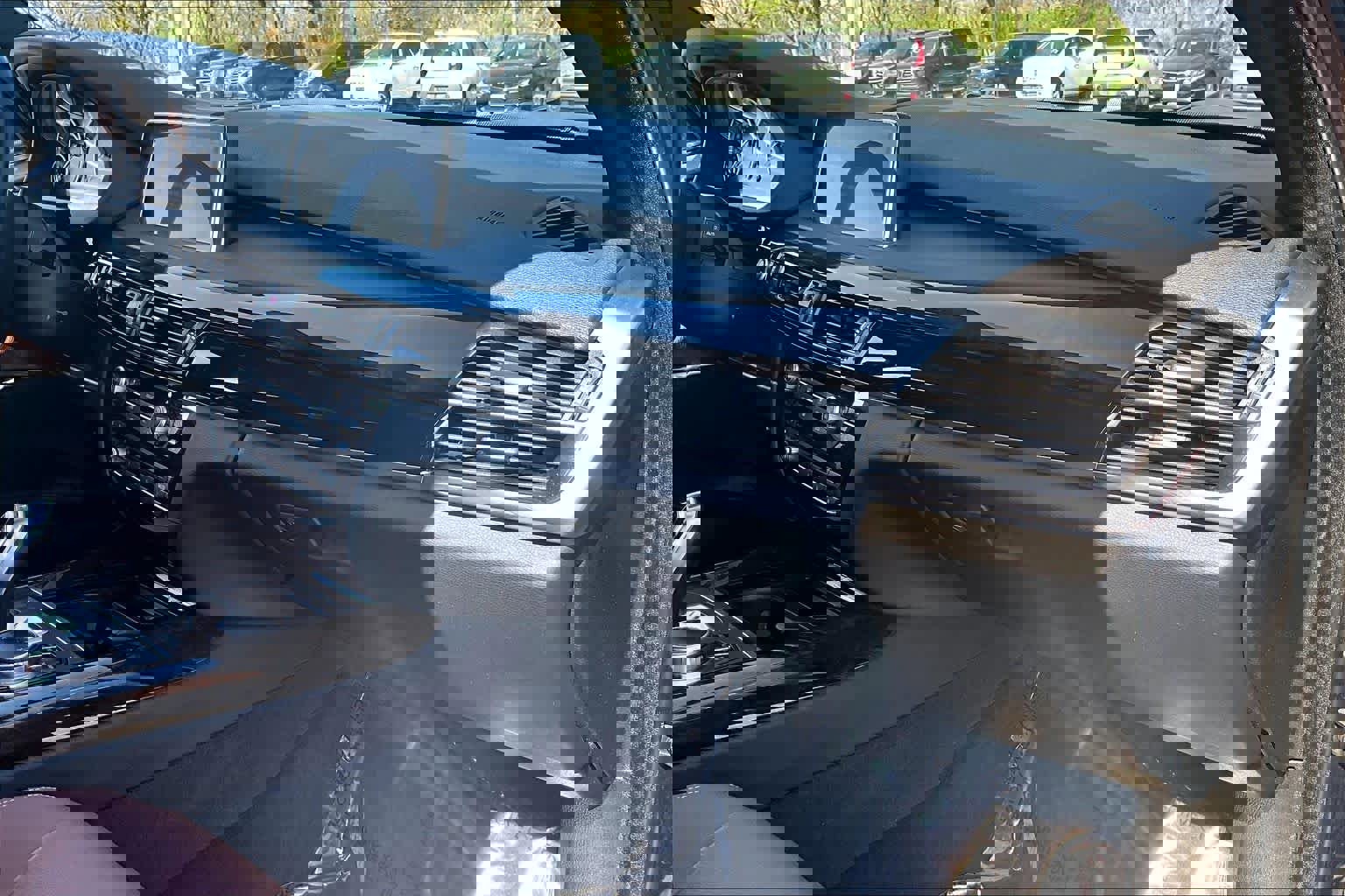 Used 2017 BMW X5 xDrive40e image 19