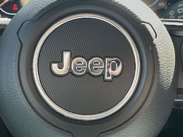 Certified 2021 Jeep Wrangler Unlimited Sport AWD/4WD image 32