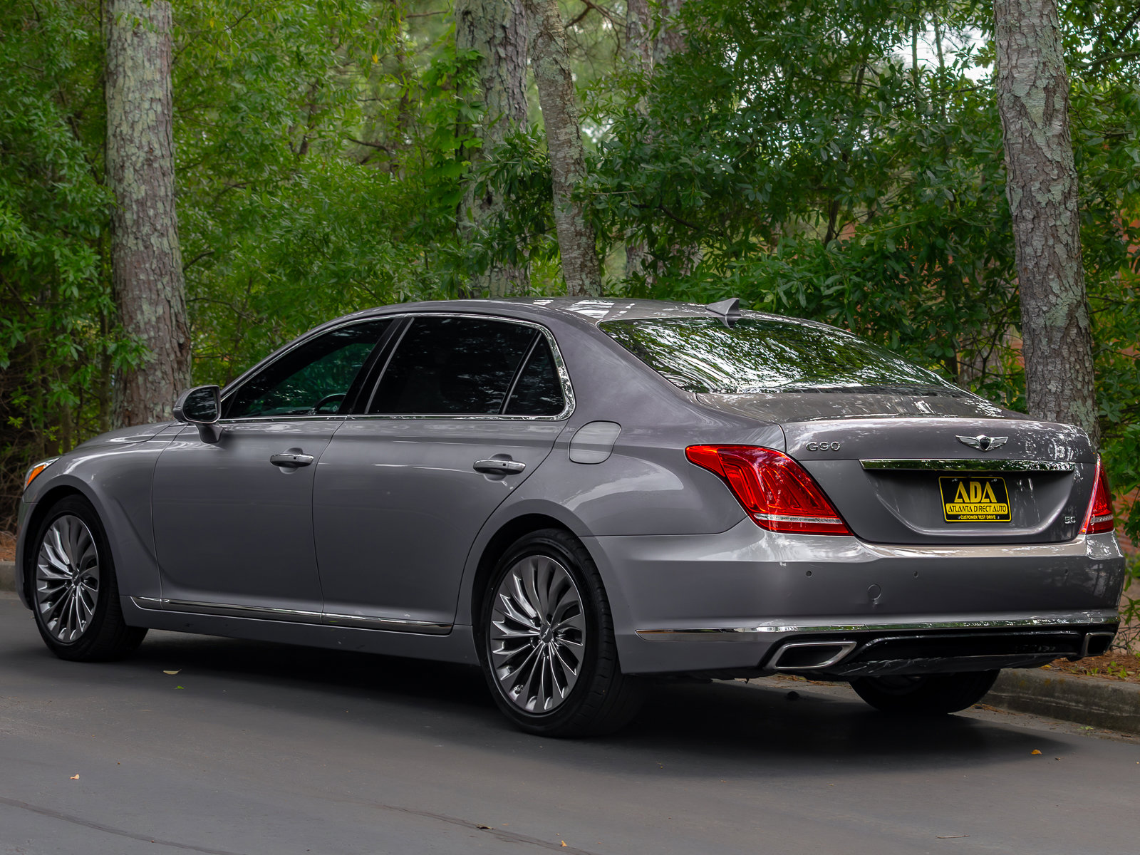 Used 2018 Genesis G90 5.0 Ultimate RWD image 50