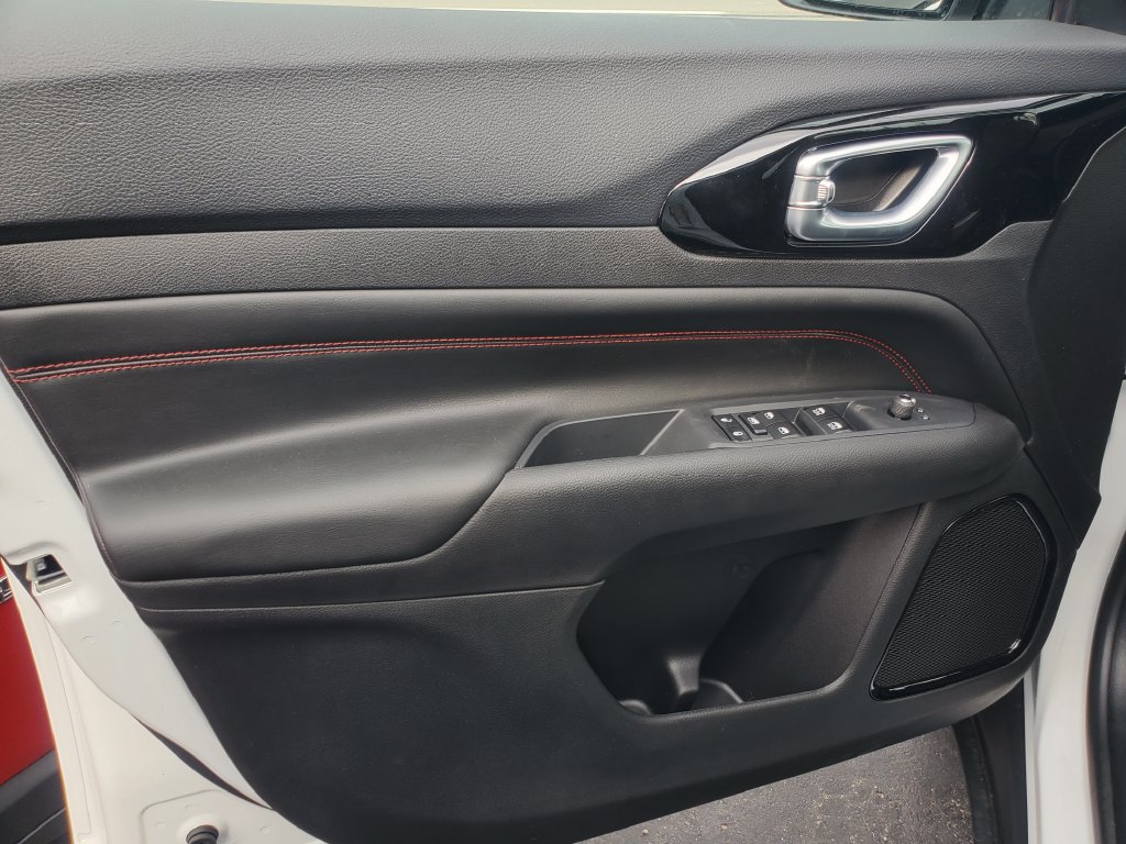New 2026 Jeep Compass Trailhawk AWD/4WD image 20