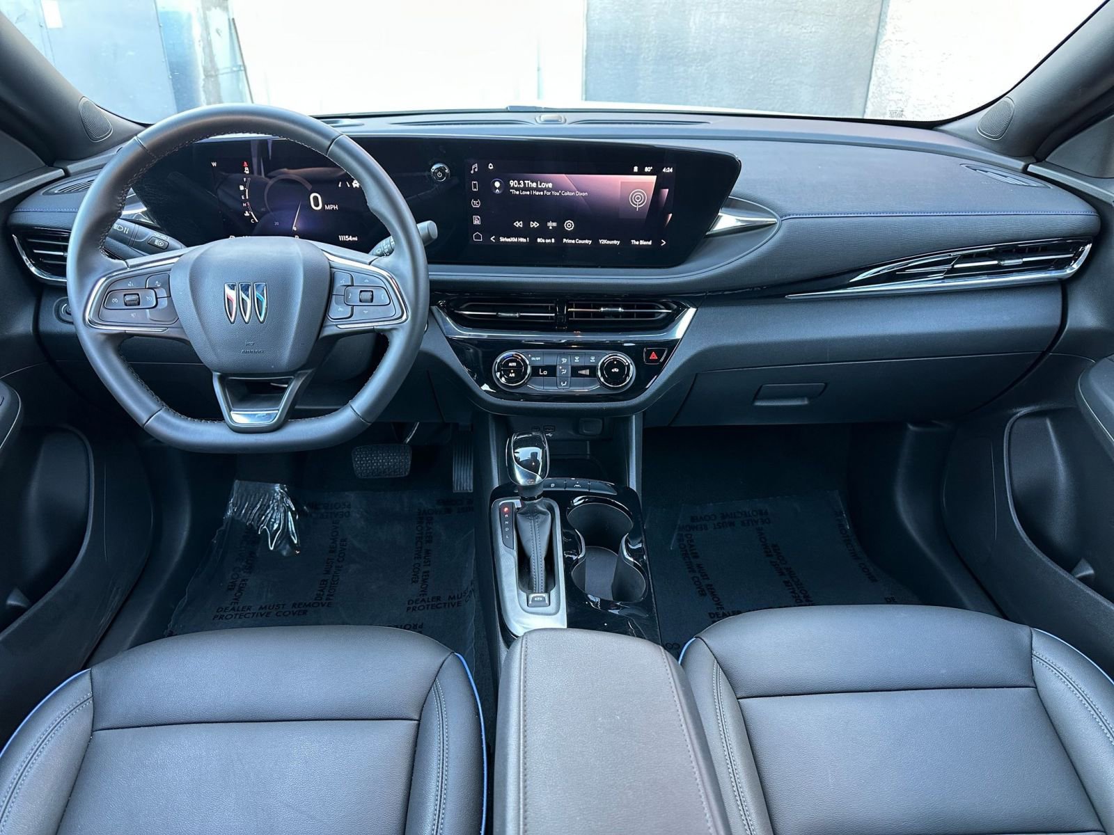 Used 2025 Buick Envista Sport Touring image 31