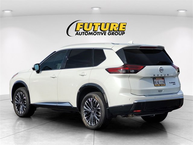 Certified 2024 Nissan Rogue Platinum w/ Platinum Premium Package image 7