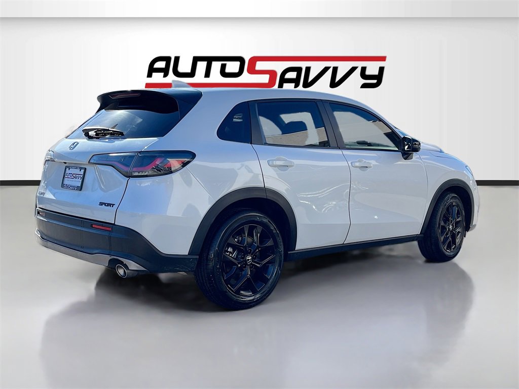 Used 2025 Honda HR-V Sport image 7
