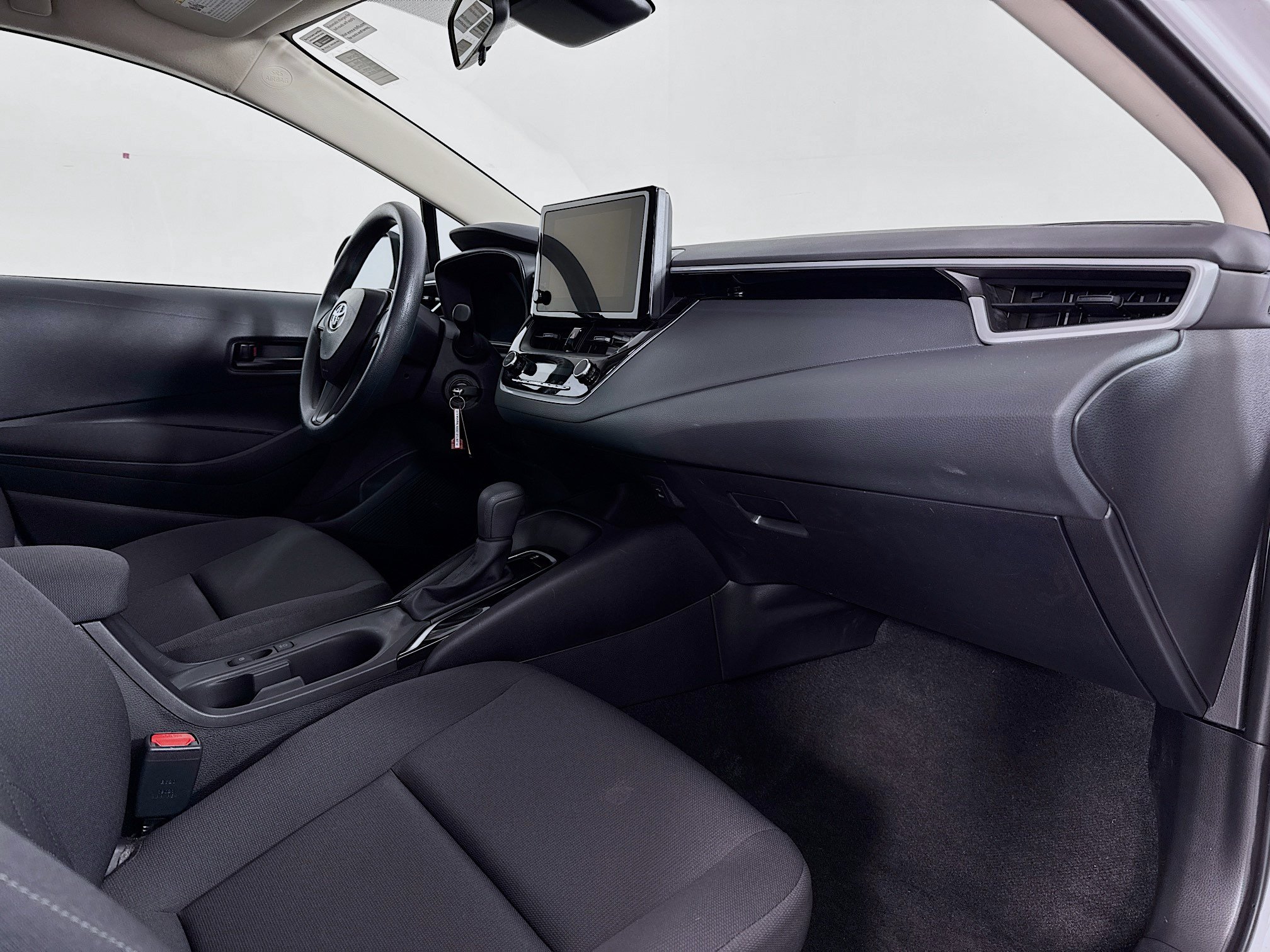 Certified 2026 Toyota Corolla LE FWD image 27