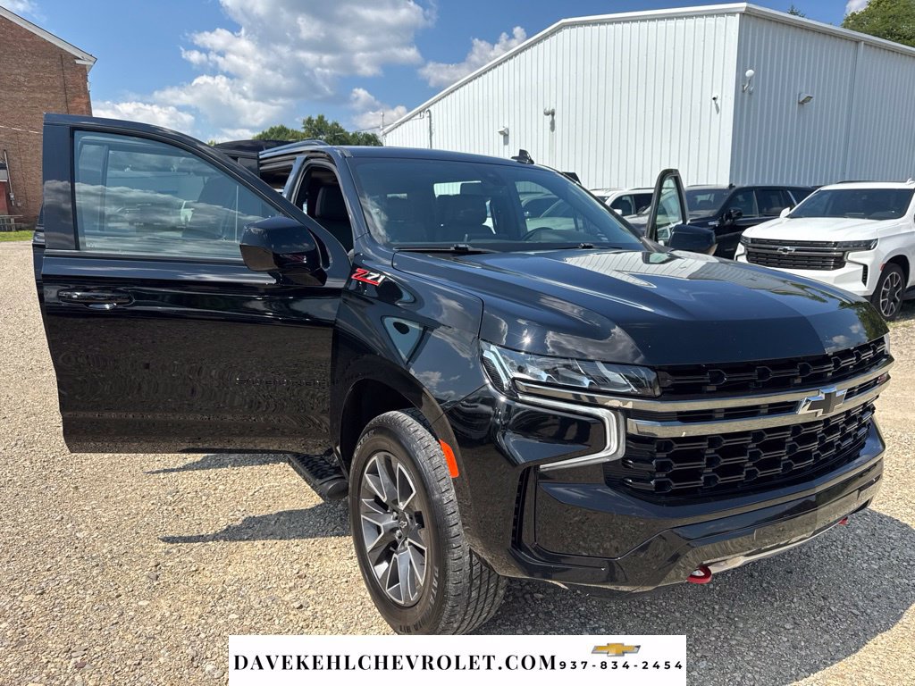 Used 2021 Chevrolet Suburban Z71 w/ Rear Media and Nav Package AWD/4WD image 17