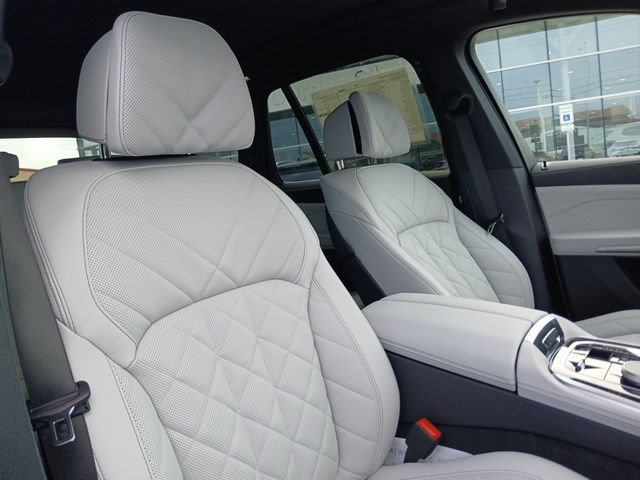 New 2026 BMW X5 sDrive40i w/ M Sport Package RWD image 18