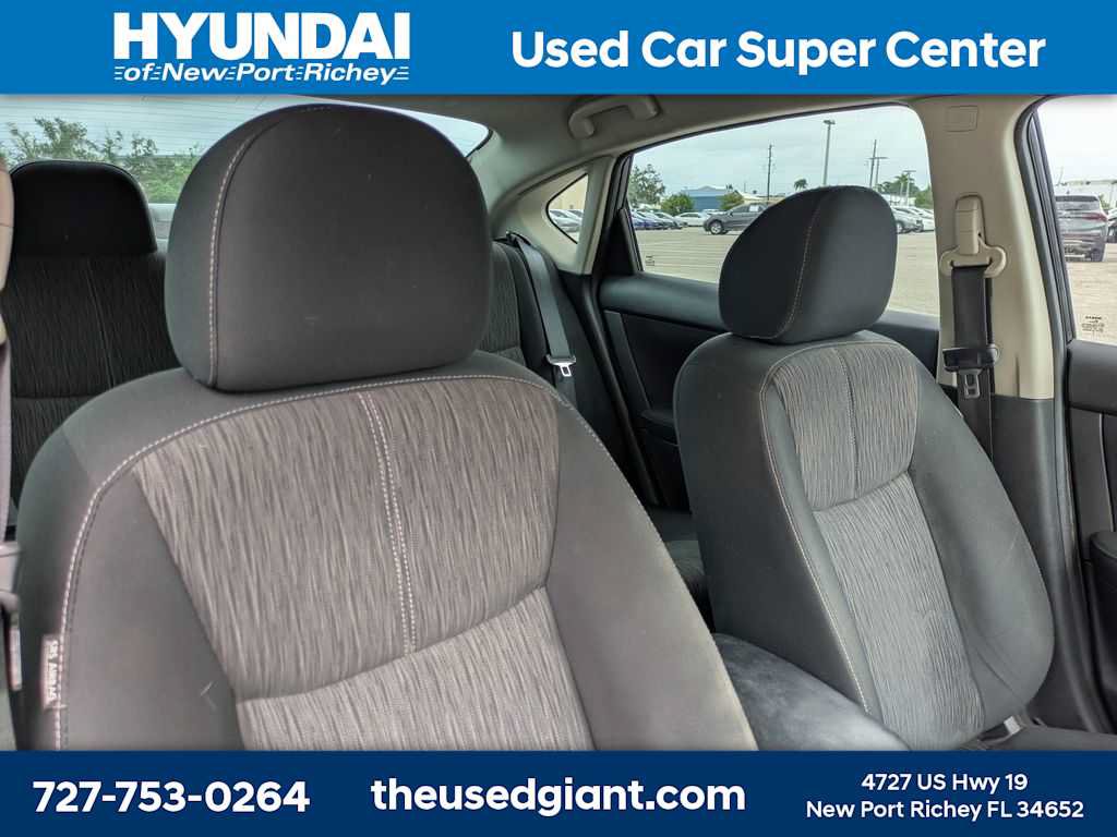 Used 2015 Nissan Sentra SV FWD image 6