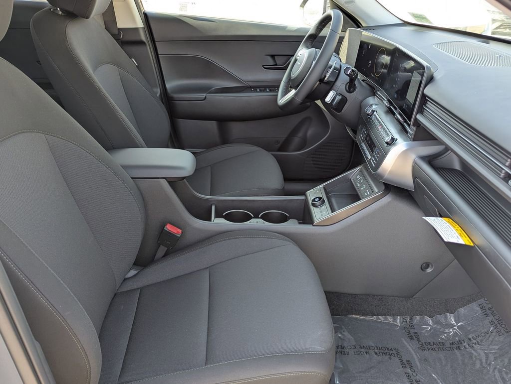 New 2025 Hyundai Kona SEL image 30