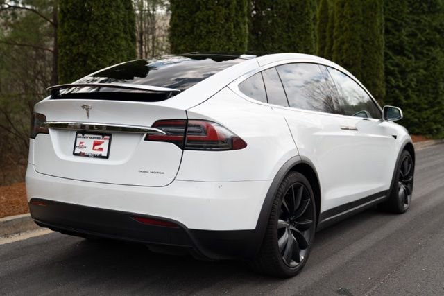 Used 2020 Tesla Model X Long Range image 15