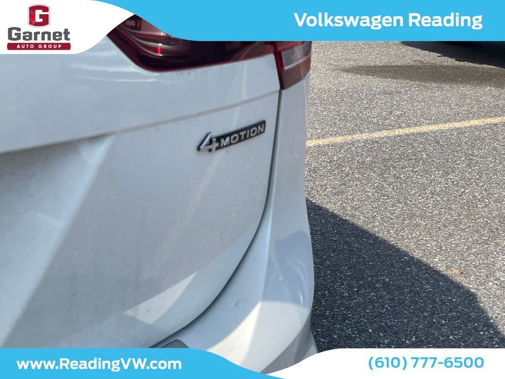 Certified 2023 Volkswagen Tiguan SE R-Line AWD/4WD image 14