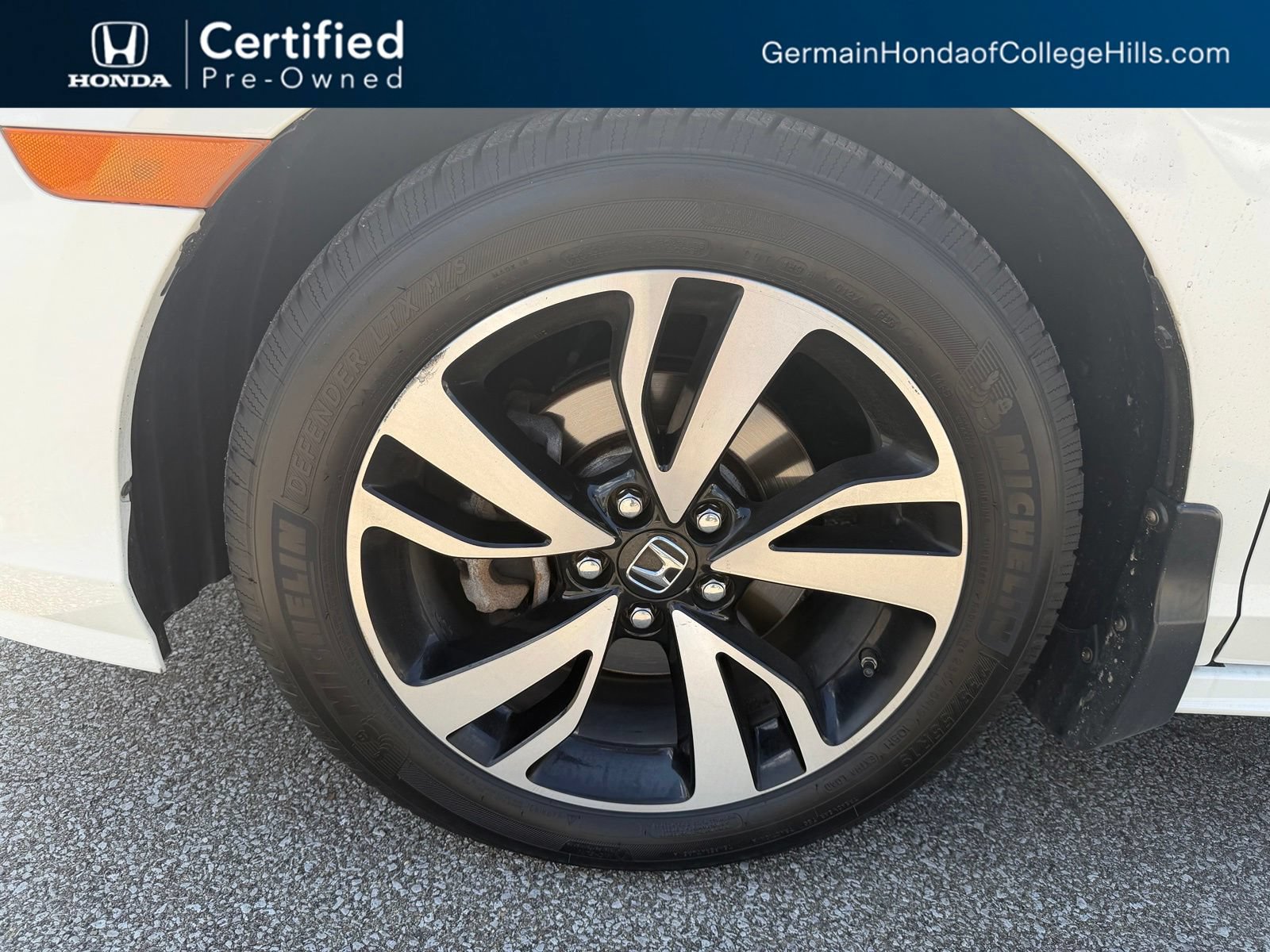 Used 2018 Honda Odyssey Elite image 13