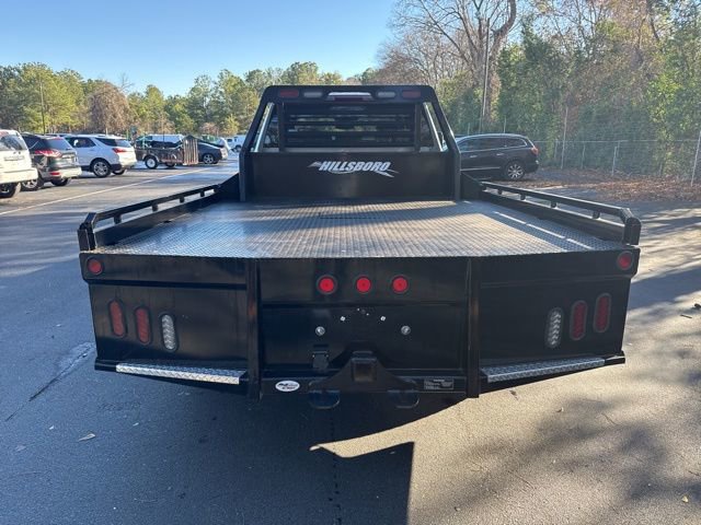 Used 2024 GMC Sierra 3500 SLE w/ SLE Convenience Package image 4