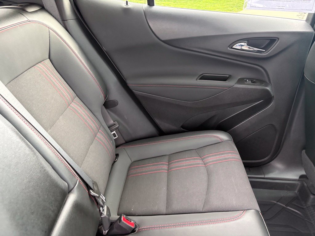 Used 2024 Chevrolet Equinox RS FWD image 35