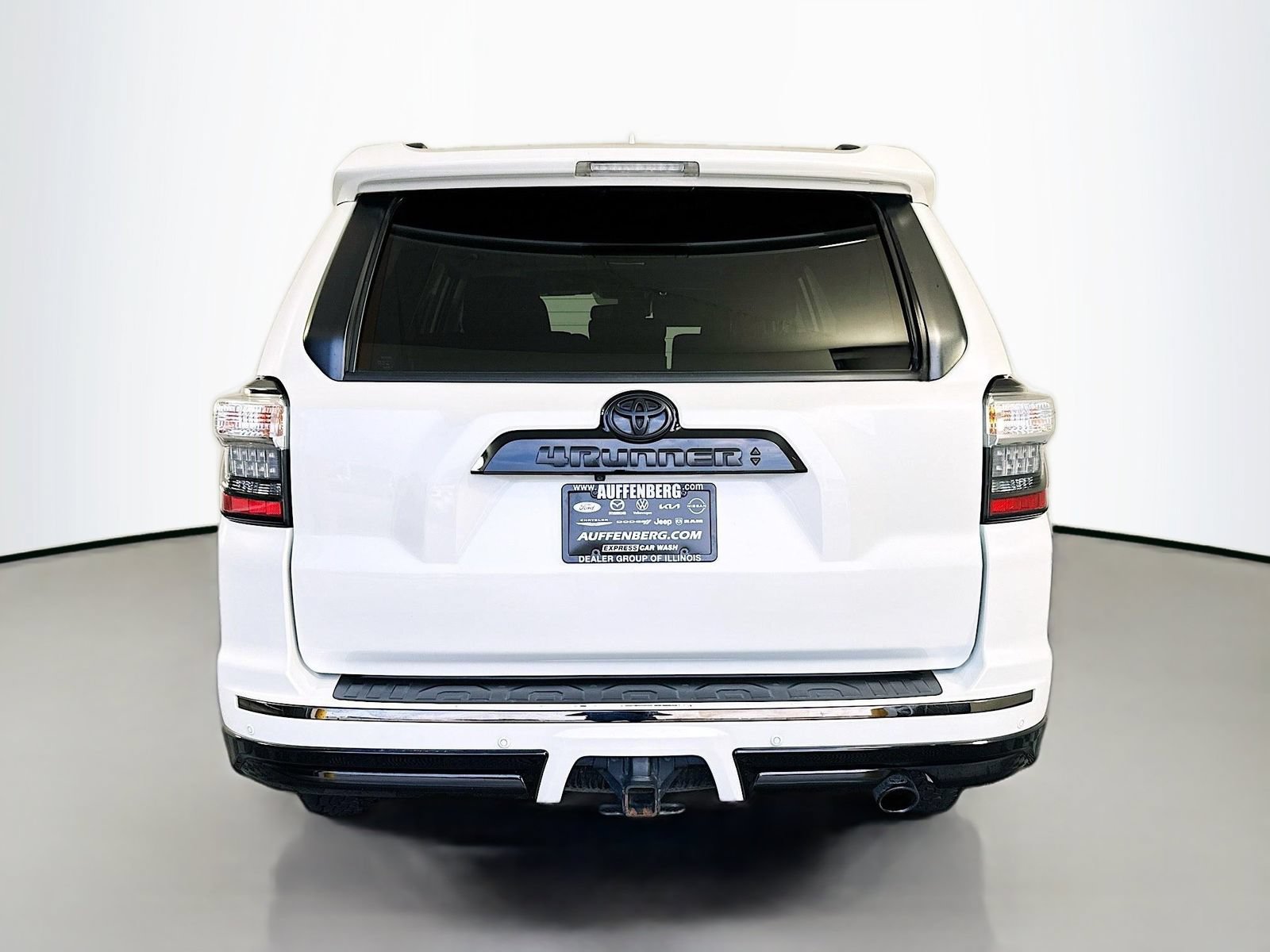 Used 2021 Toyota 4Runner Nightshade AWD/4WD image 6