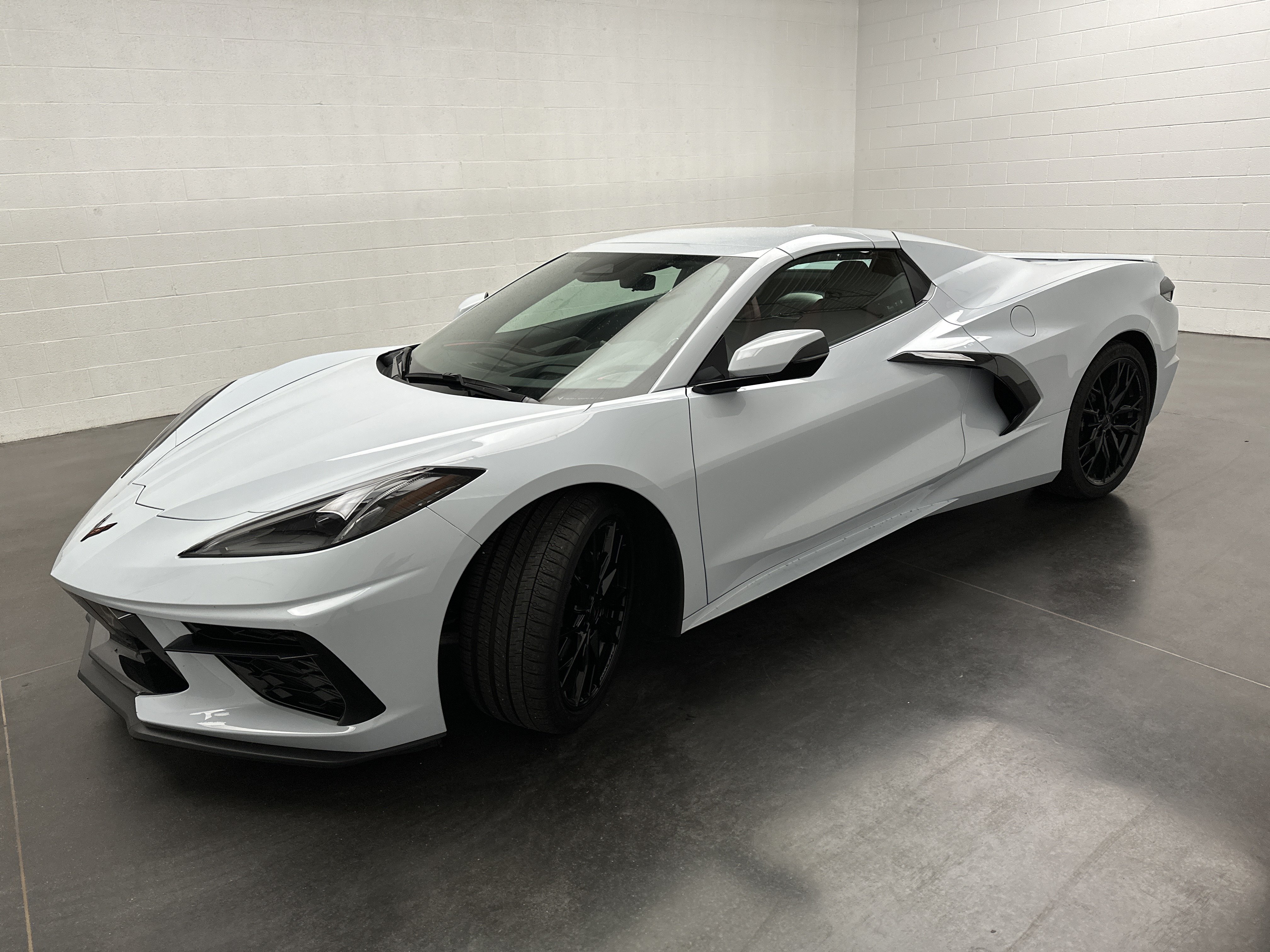 Used 2024 Chevrolet Corvette Stingray Premium Conv w/ 3LT RWD image 3