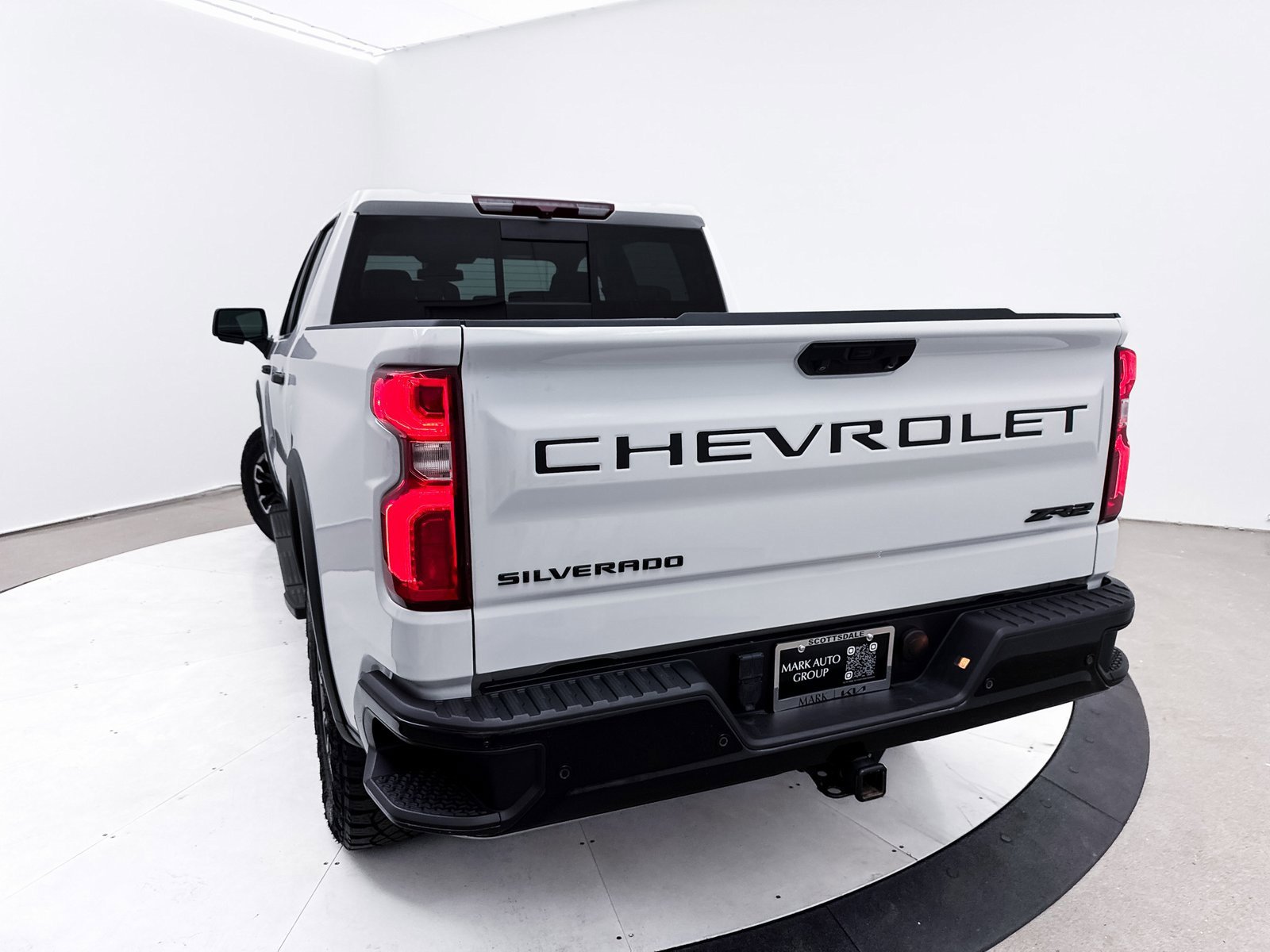 Used 2024 Chevrolet Silverado 1500 ZR2 w/ LPO, Dark Essentials Package image 3