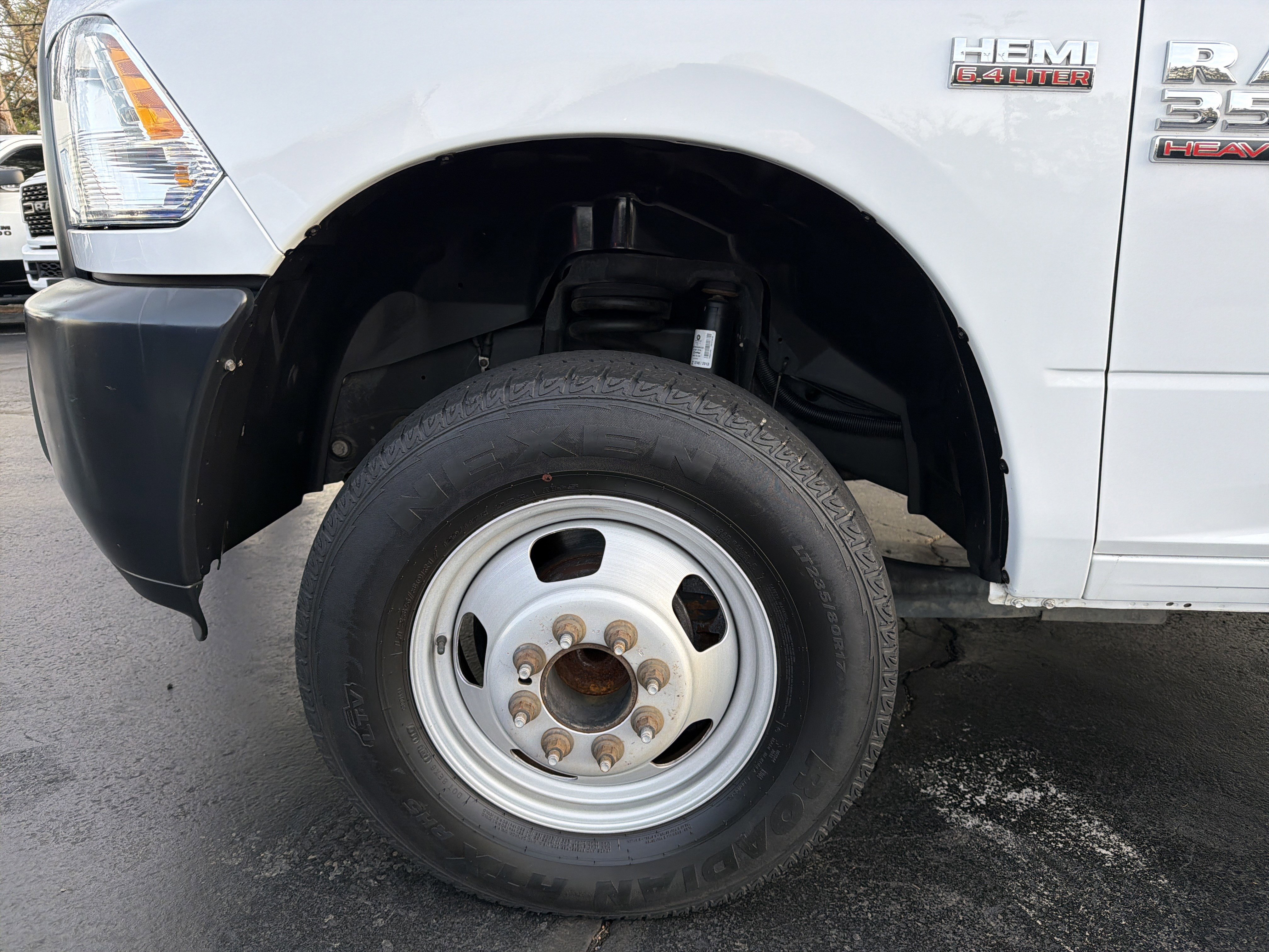 Used 2018 RAM 3500 Tradesman w/ Power & Remote Entry Group image 29