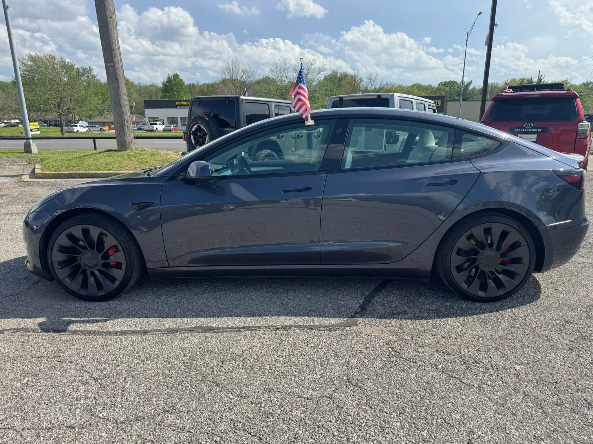 Used 2021 Tesla Model 3 Performance image 6