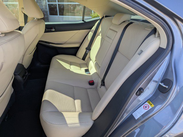 Used 2014 Lexus IS 250 w/ Navigation Package RWD image 22