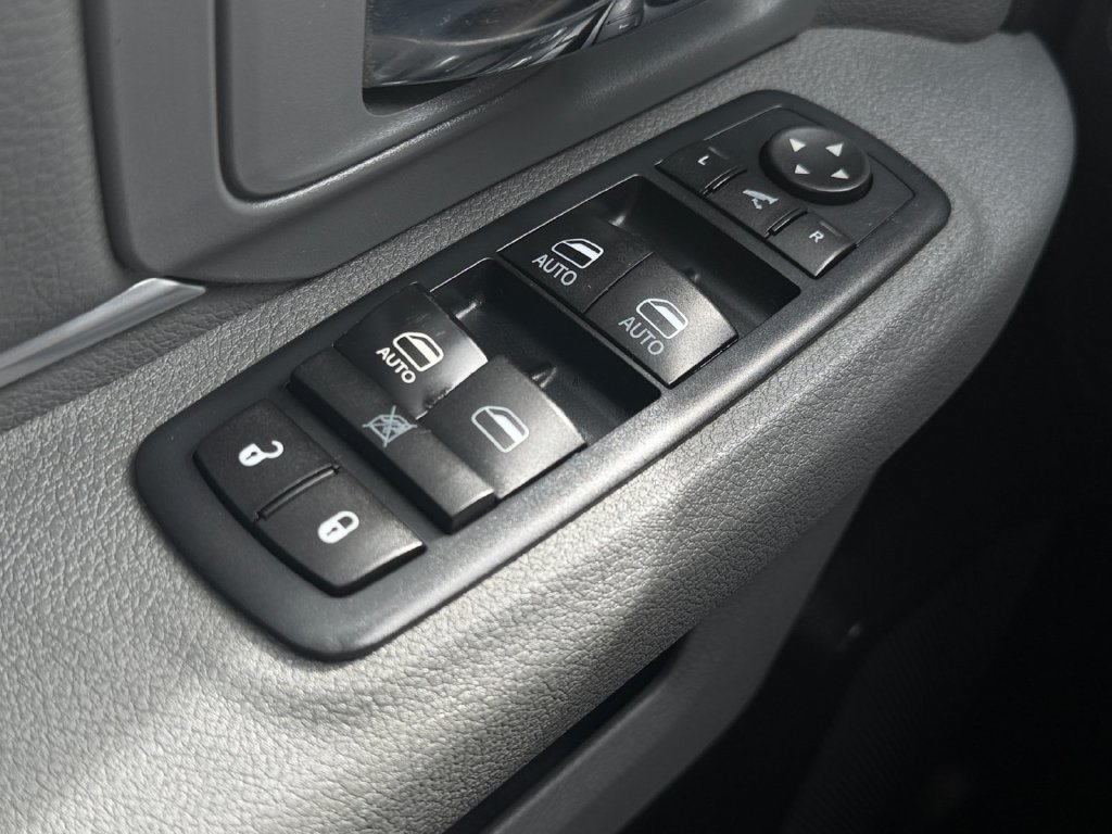 Used 2017 RAM 1500 Lone Star RWD image 22