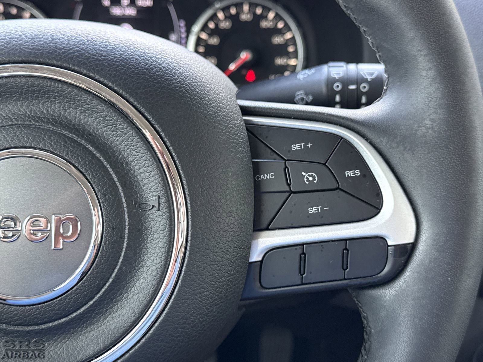 Used 2020 Jeep Renegade Latitude image 19