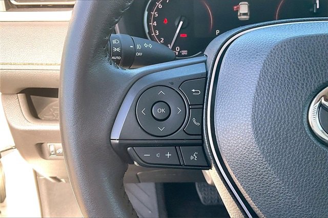 Used 2024 Toyota RAV4 Adventure image 16