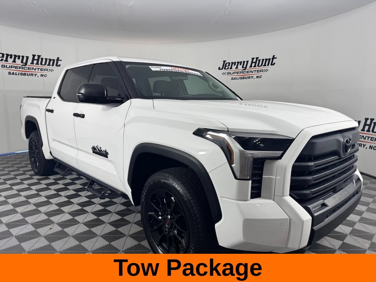 Used 2023 Toyota Tundra SR5 w/ SR5 Convenience Package AWD/4WD image 6
