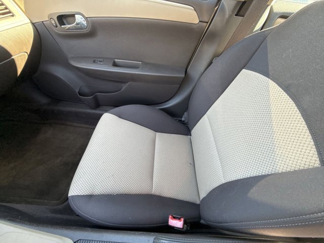 Used 2010 Chevrolet Malibu Hybrid image 21