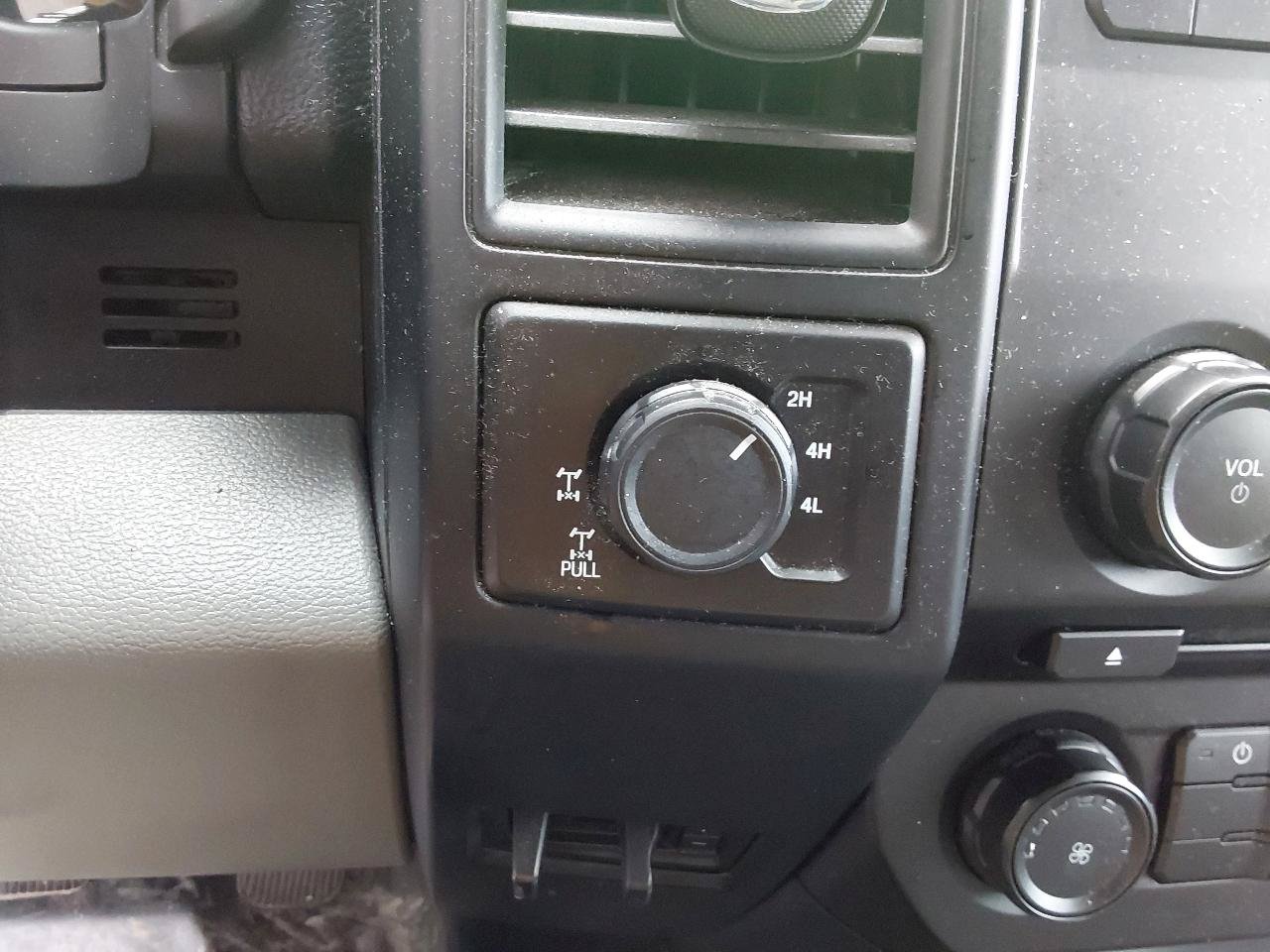 Used 2015 Ford F150 XL w/ Equipment Group 101A Mid AWD/4WD image 14
